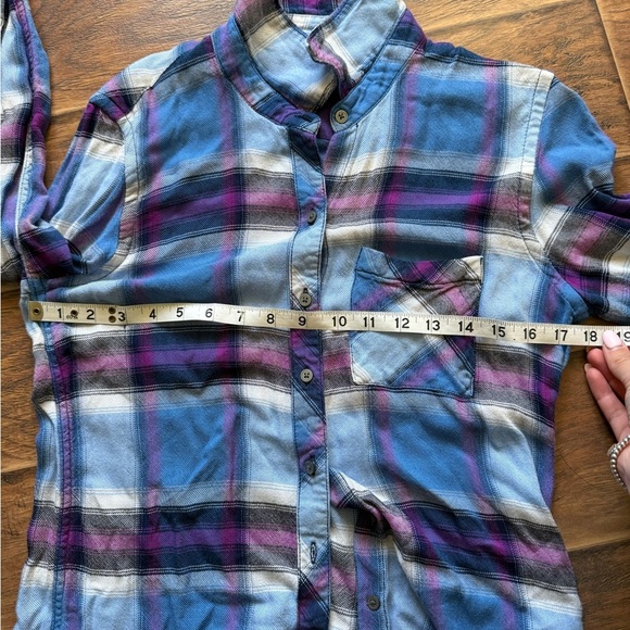 GAP Blue and Purple Plaid Button Down Shirt - Picture 6 of 8